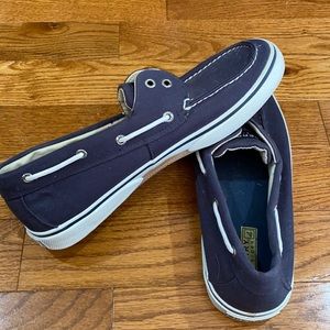 Men’s Sperry Top-Sider navy with white detail